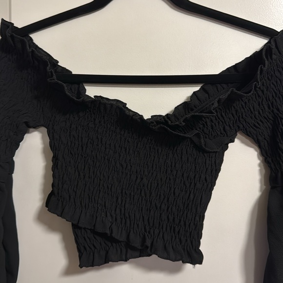 Bandeau style black crop top - Picture 4 of 6